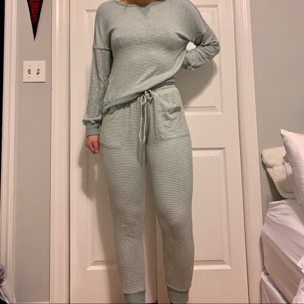 Lounge Set